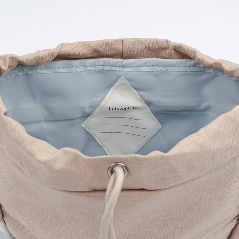 Backpack - Small - Cottage Blue Checks - en uso 2
