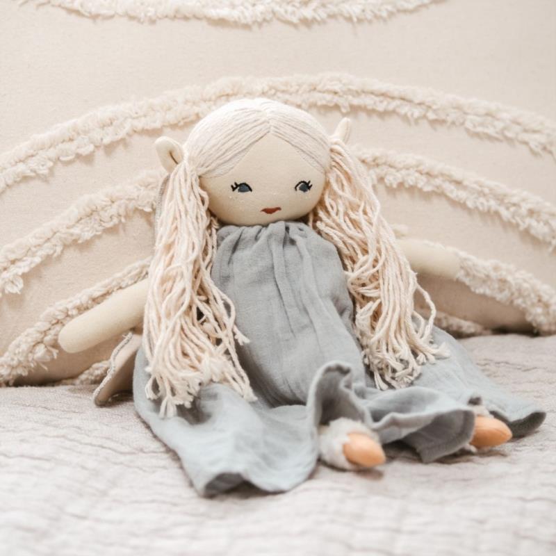 Elf Doll - Snowkeeper - en uso 2