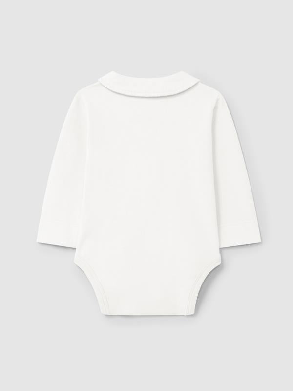 Body liso con cuello peter-pan de algodón orgánico