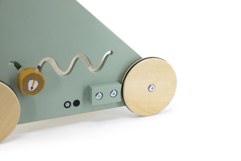 Carrito de madera para empujar y caminar con animales