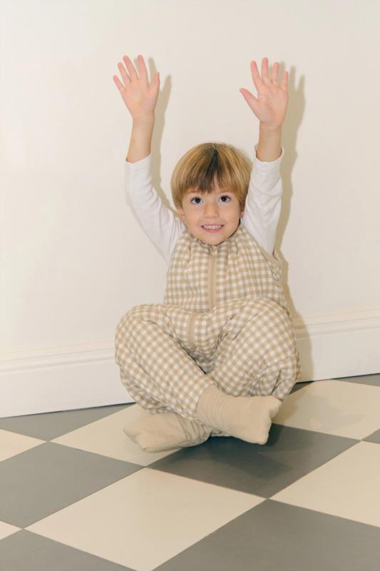 PIJAMA MANTA VICHY BEIGE CALCETINES 2.5 2Y - detalle 3