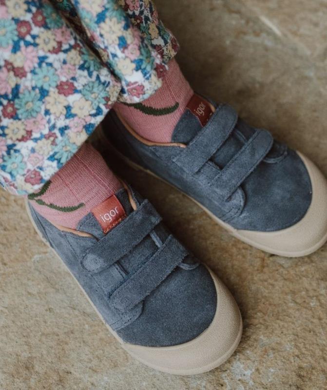 TENNIS SUEDE GRIS AZ - en uso