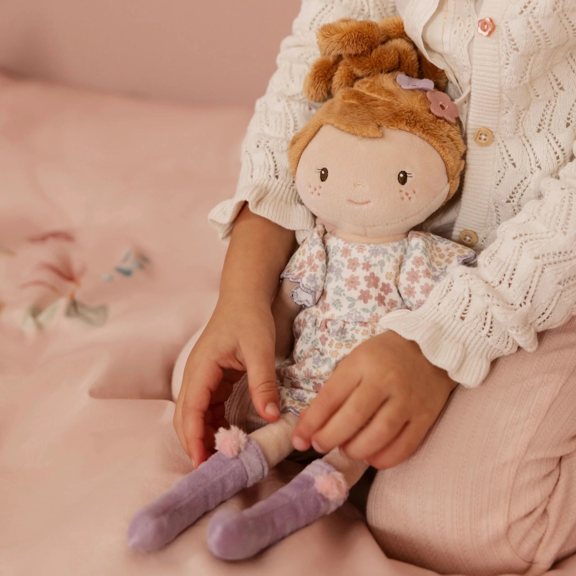 Ava Muñeca Blandita 35 cm Little Dutch - detalle 3