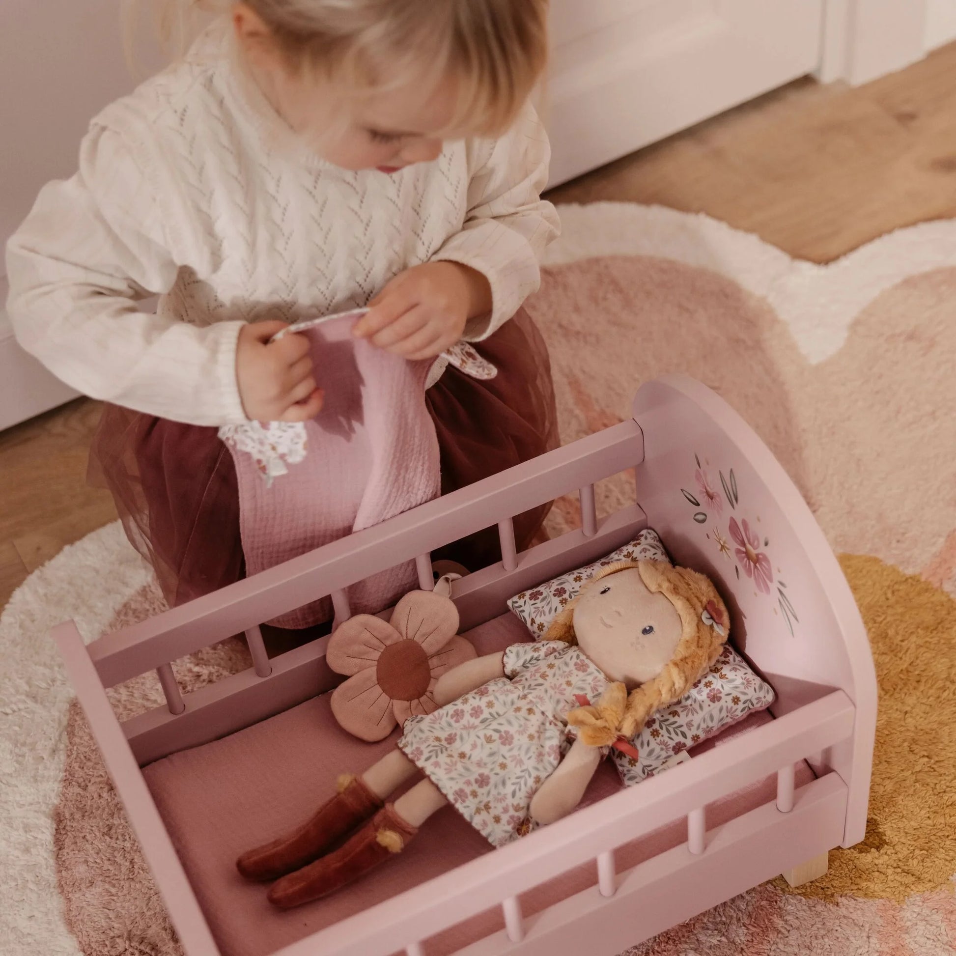 Julia Muñeca Blandita 35 cm Little Dutch - detalle 2