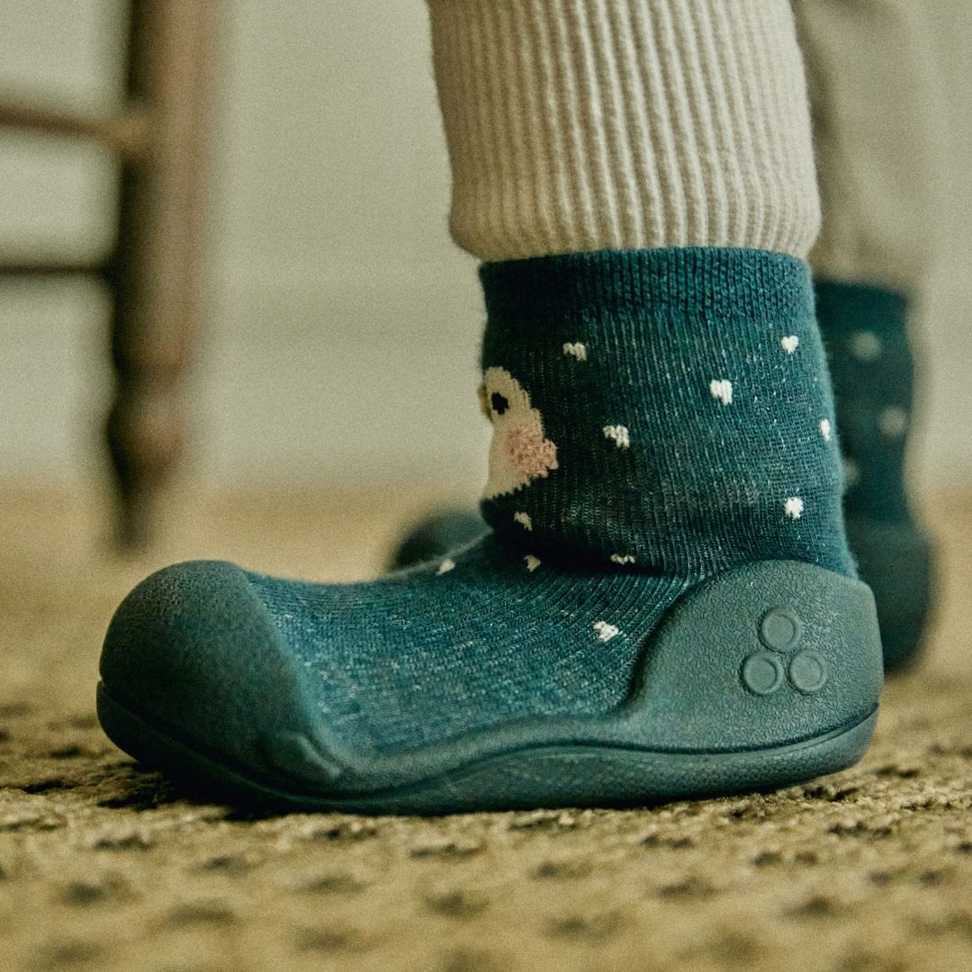 ATTIPAS PENGUIN NAVY - detalle 3