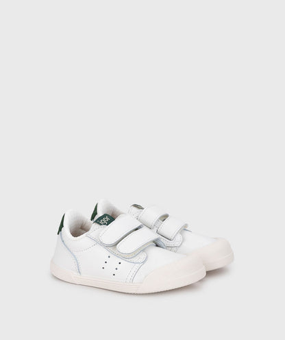Zapatillas Igor Tennis Musgo — piel blanca con talón verde musgo