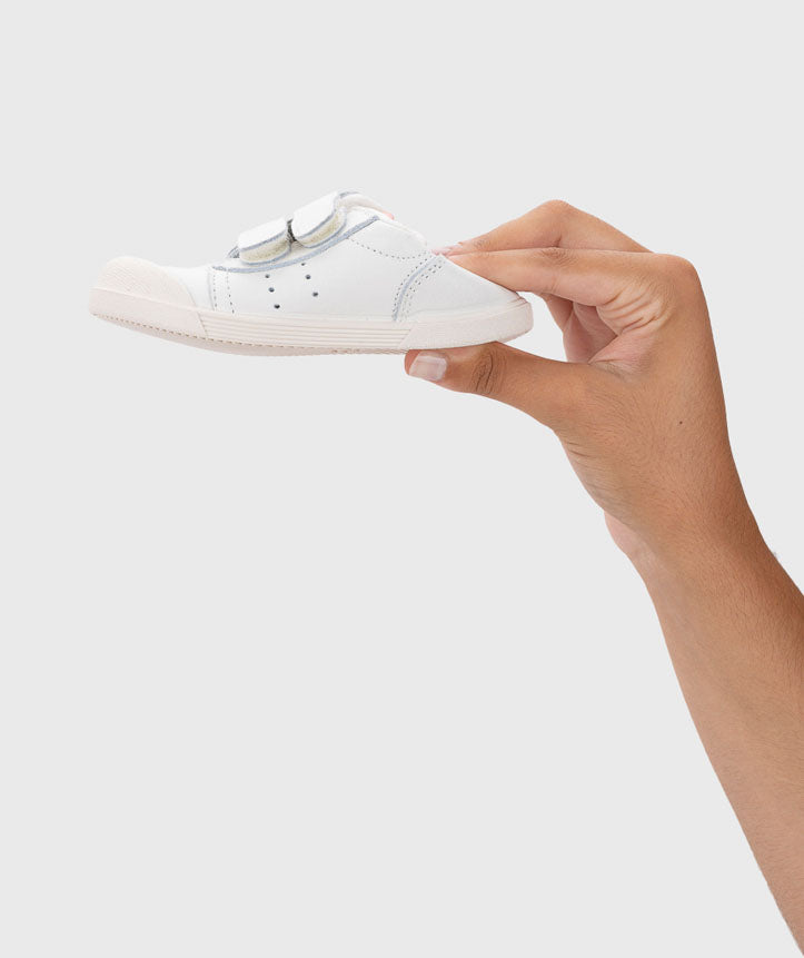Zapatillas Igor Tennis Rosa — detalle velcro