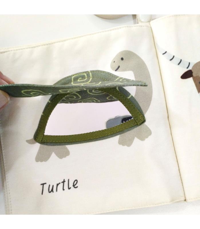 LIBRO DE TELA WILD ANIMALS - detalle