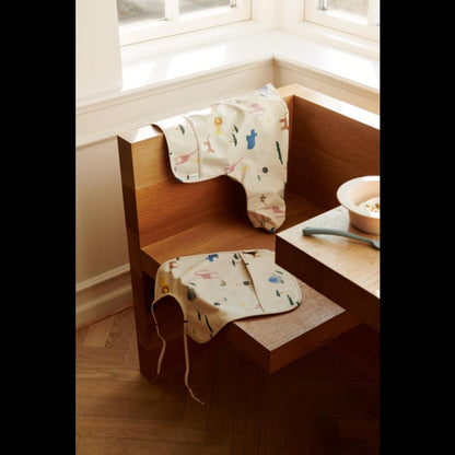 Merle Printed Cape Bib