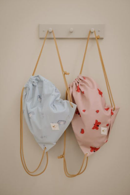 String Bag - Into The Garden - en uso
