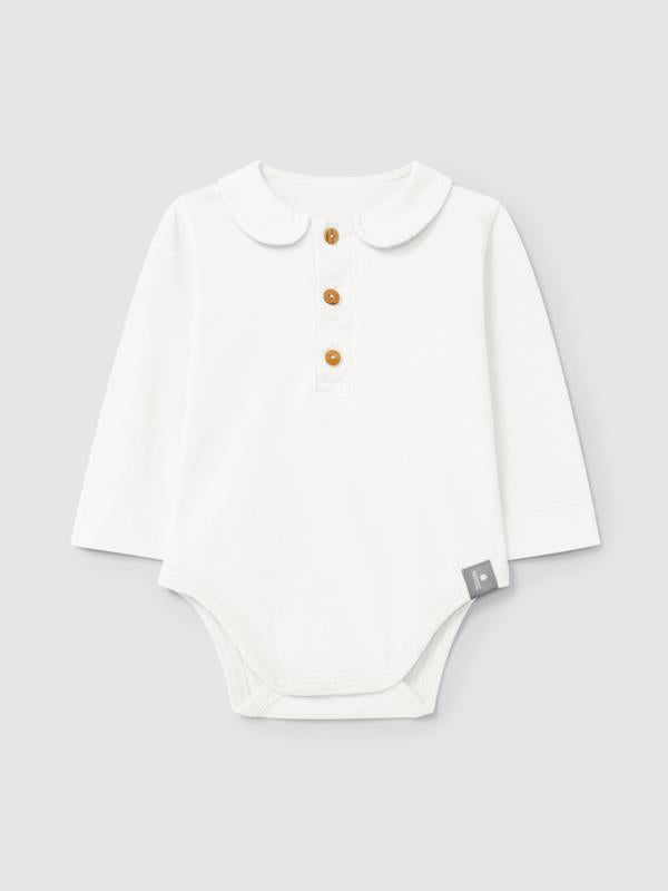 Body liso con cuello peter-pan de algodón orgánico