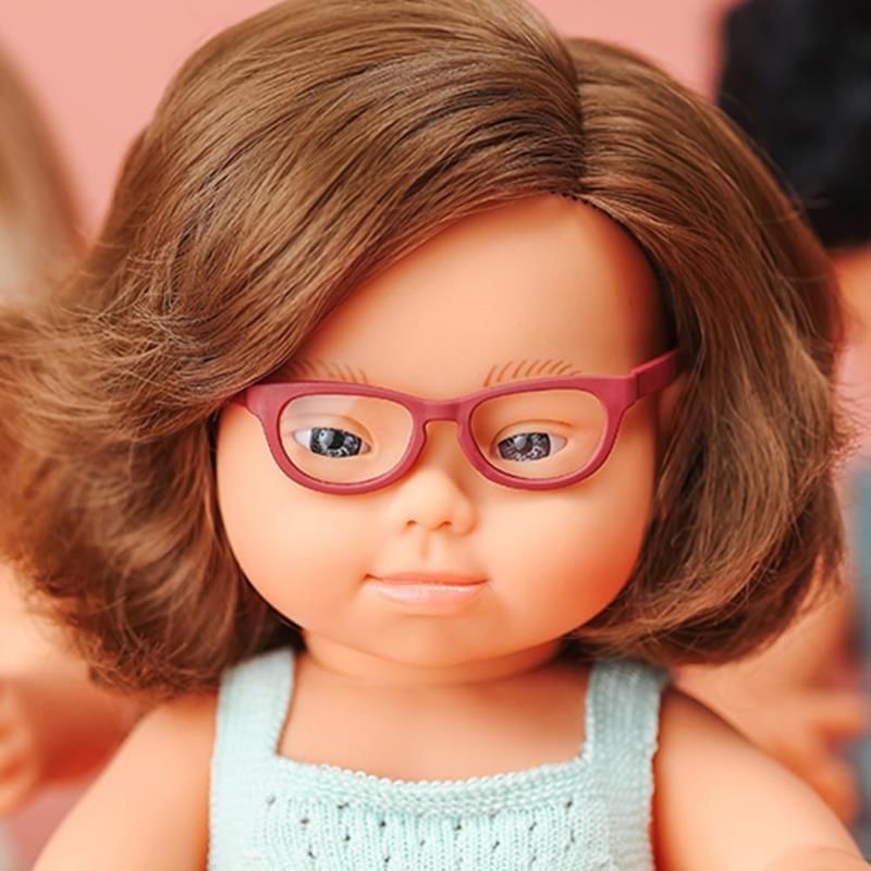 Muñeca con Síndrome de Dawn My Friends & Me 38 cm - detalle