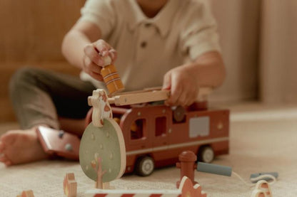 SET BOMBEROS CON CAMIÓN FSC LITTLE DUTCH