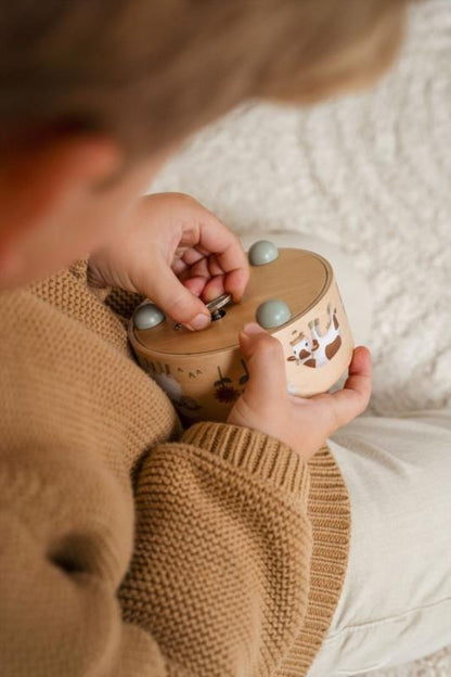 CAJA DE MÚSICA PEQUEÑA GRANJA FSC LITTLE