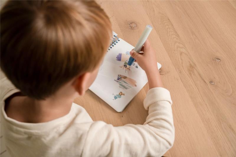 LIBRO MÁGICO DE COLOREAR JIM & FRIENDS