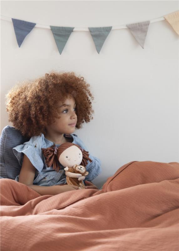 *SOPHIA MUÑECA BLANDITA LITTLE DUTCH - packaging