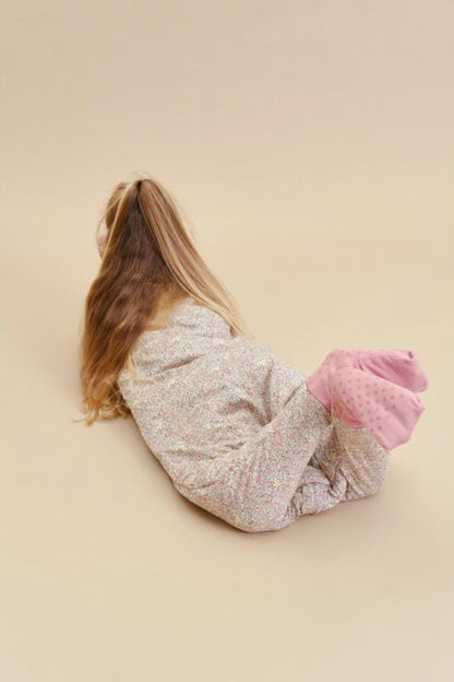PIJAMA MANTA PASTEL FLORAL CALCETINES 2.5 3Y