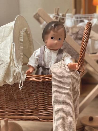 Cochecito de Mimbre con Manta de Punto Beige