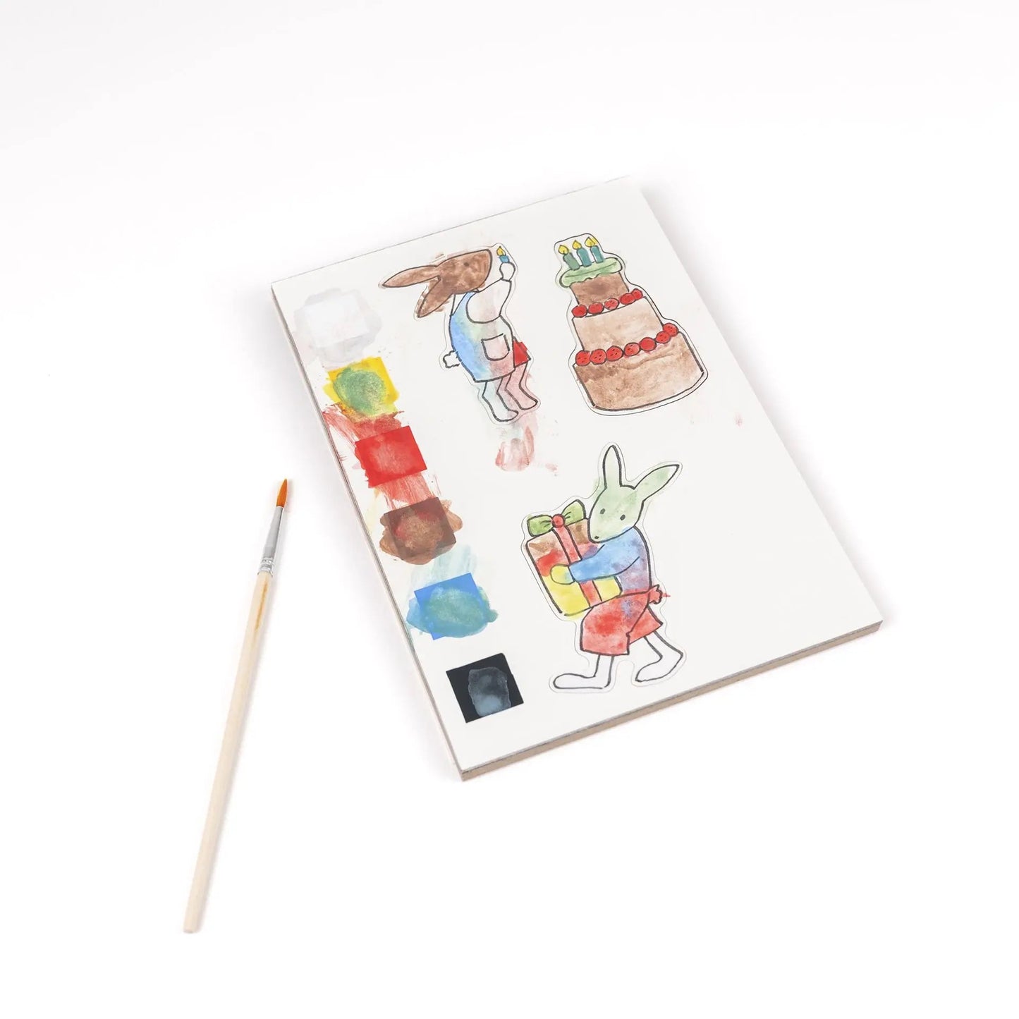 Kit con pinturas y formas